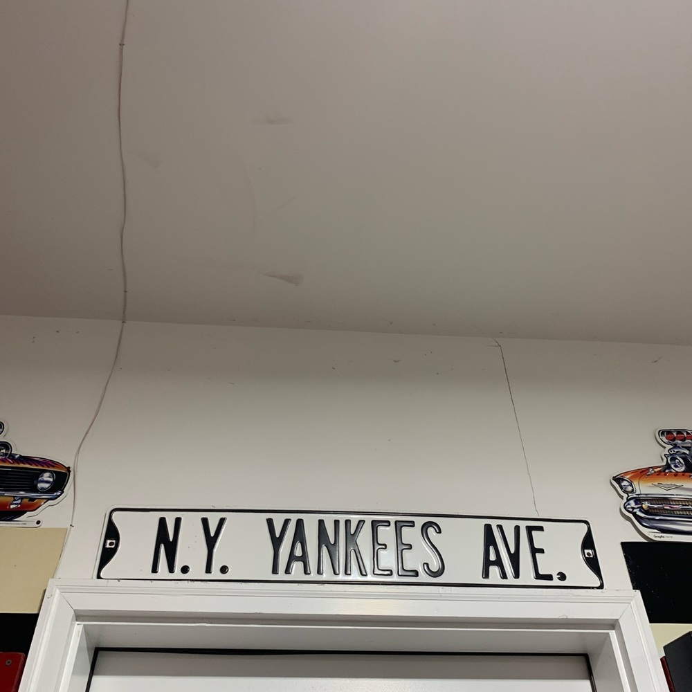 N.Y. Yankees Ave. Metal Embossed Street Sign. 6” x 36”